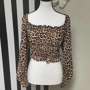 H&M: Leopard Print Crinkled Blouse Squared Neckline Baloon Sleeves Size M